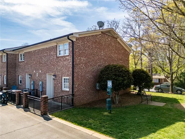 $335,000 | 209 Calhoun Street, Unit 201, Clemson, SC 29631