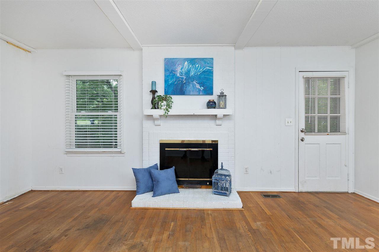 3404 Morningside Drive Raleigh, NC 27607 - Photo 2 of 27