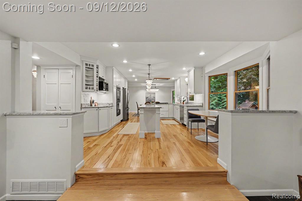 8265 Deerwood Road Clarkston, MI 48348 - Photo 15 of 48 Gallery Image 15