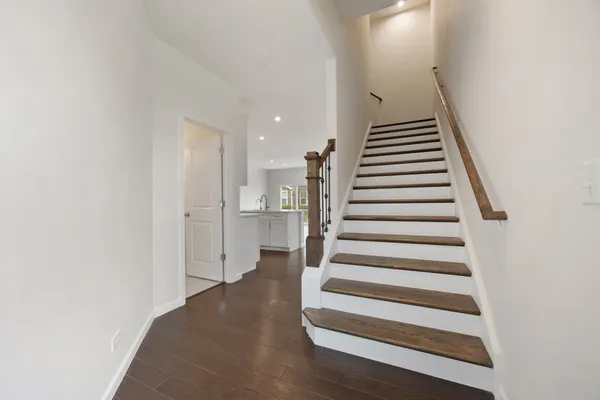 $539,000 | 470 Watercress Drive, Aurora, IL 60504