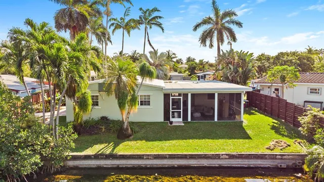 $585,000 | 1175 Grant Street, Hollywood, FL 33019