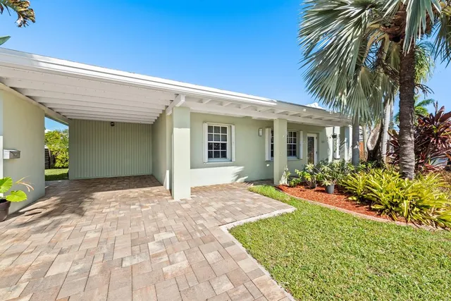 $585,000 | 1175 Grant Street, Hollywood, FL 33019