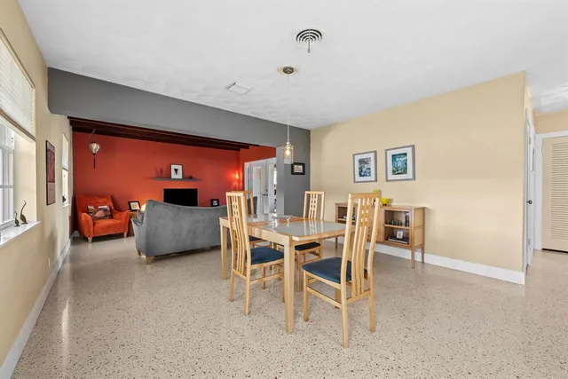 $585,000 | 1175 Grant Street, Hollywood, FL 33019