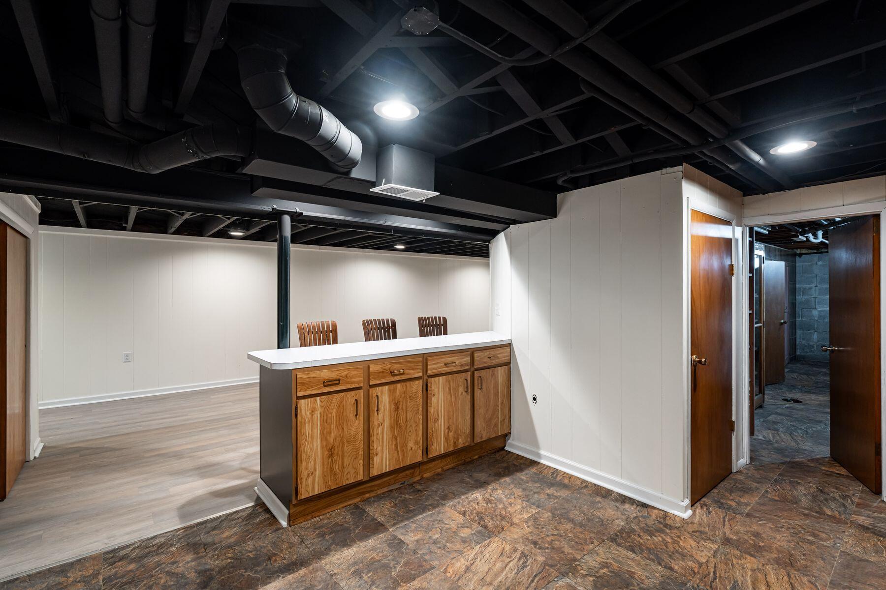 3401 West Wanda Avenue Milwaukee, WI 53221 - Photo 22 of 34 Finished Lower Level