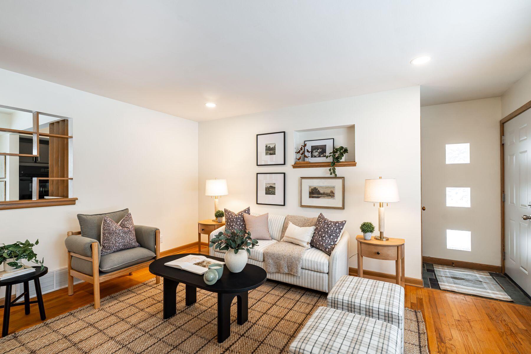 3401 West Wanda Avenue Milwaukee, WI 53221 - Photo 5 of 34 Freshly Painted