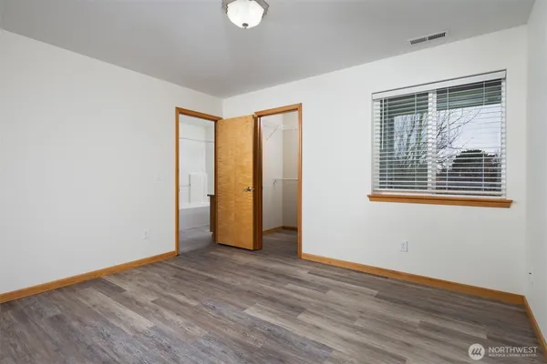 $1,095,000 | 1100 East Illinois Street, Bellingham, WA 98226