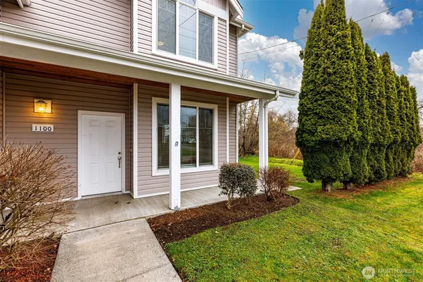 $1,095,000 | 1100 East Illinois Street, Bellingham, WA 98226