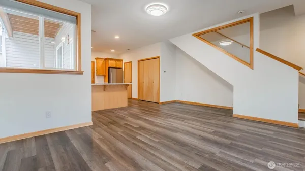 $1,095,000 | 1100 East Illinois Street, Bellingham, WA 98226