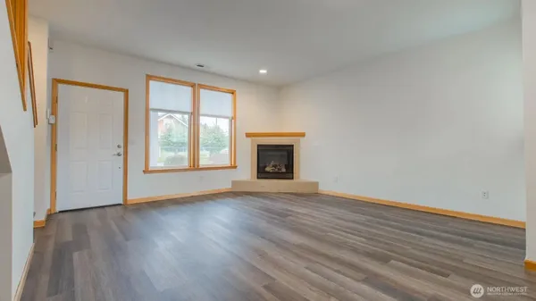 $1,095,000 | 1100 East Illinois Street, Bellingham, WA 98226