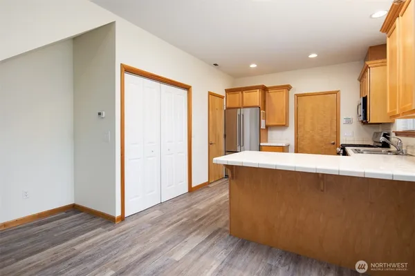 $1,095,000 | 1100 East Illinois Street, Bellingham, WA 98226