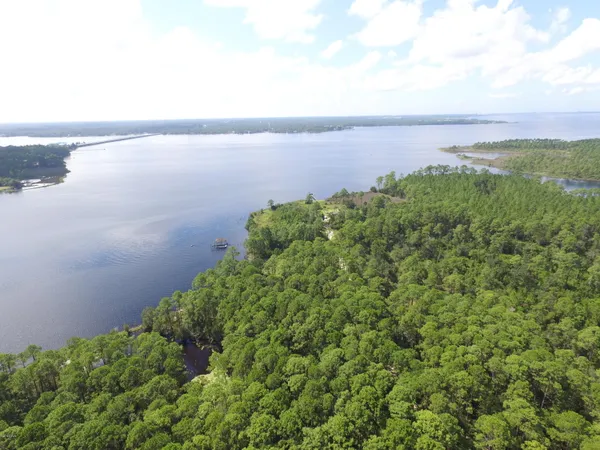 $2,000,000 | 6822 Hilliard Street, Southport, FL 32409