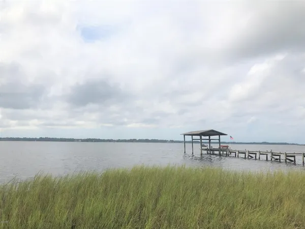 $2,000,000 | 6822 Hilliard Street, Southport, FL 32409
