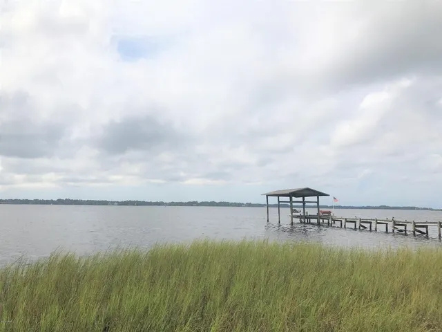 $2,000,000 | 6822 Hilliard Street, Southport, FL 32409