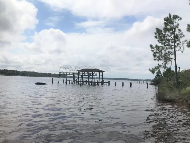 $2,000,000 | 6822 Hilliard Street, Southport, FL 32409