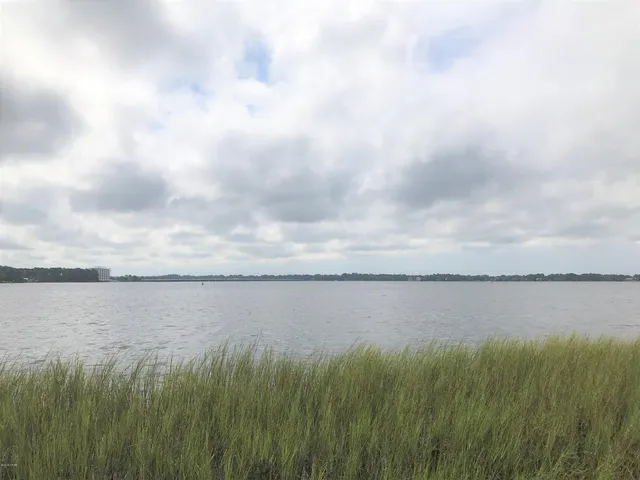 $2,000,000 | 6822 Hilliard Street, Southport, FL 32409