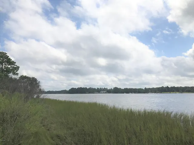 $2,000,000 | 6822 Hilliard Street, Southport, FL 32409