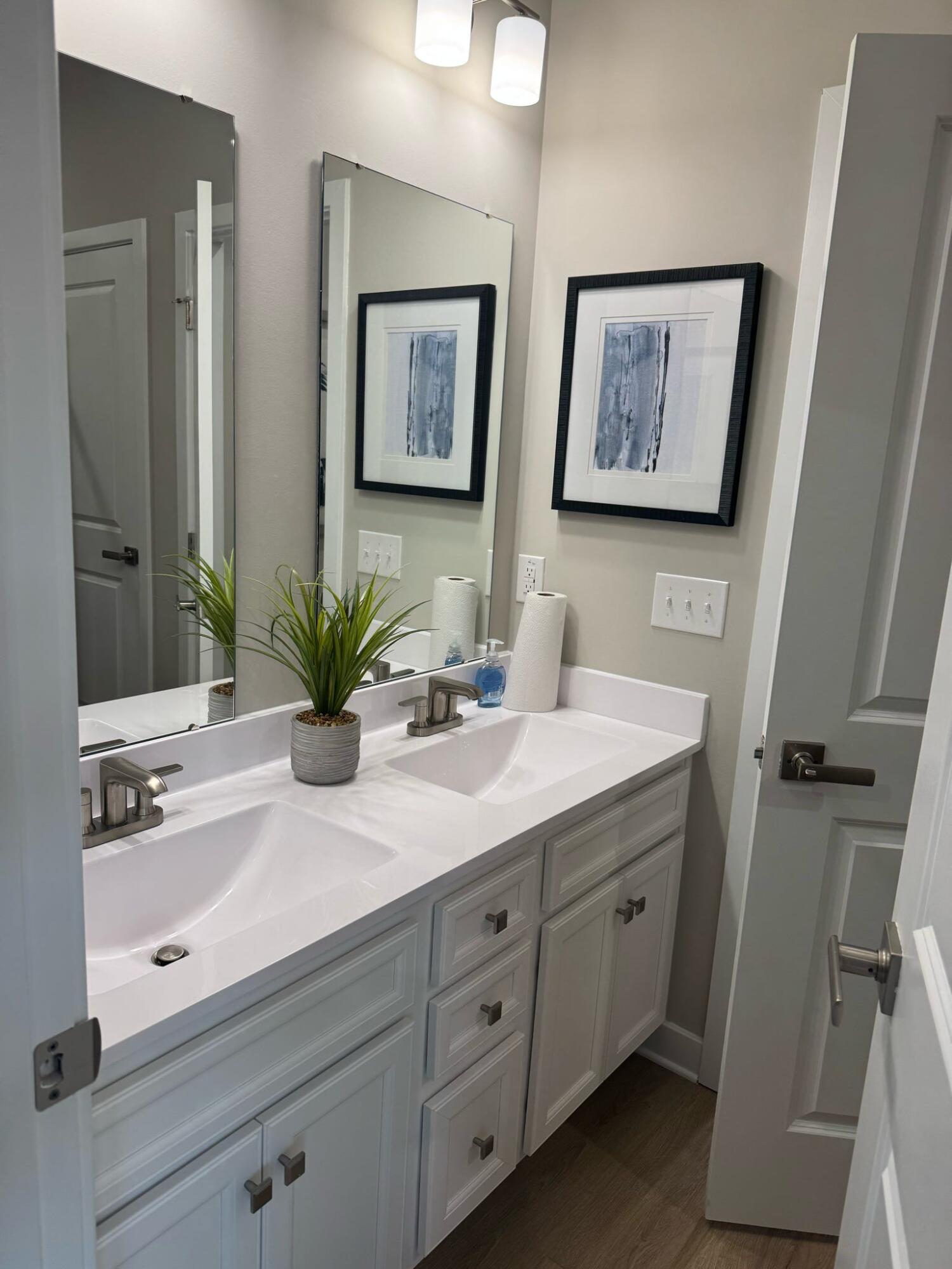 104 Cainwalker Drive Huger, SC 29450 - Photo 5 of 21 Bath 1