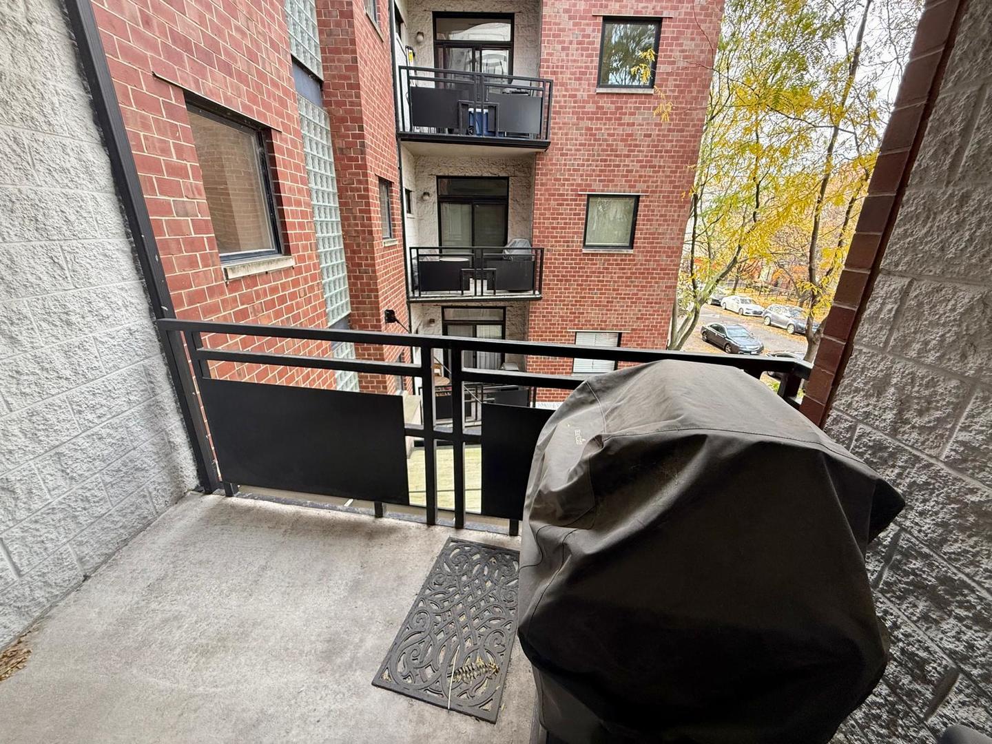 2327 West Wolfram Street, Unit 311 Chicago, IL 60618 - Photo 12 of 29