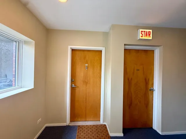 $425,000 | 2327 West Wolfram Street, Unit 311, Chicago, IL 60618