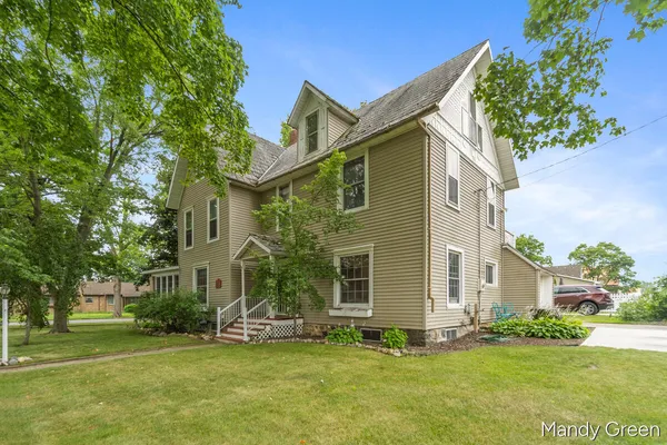 $275,000 | 118 South 2nd Street, Carson City, MI 48811