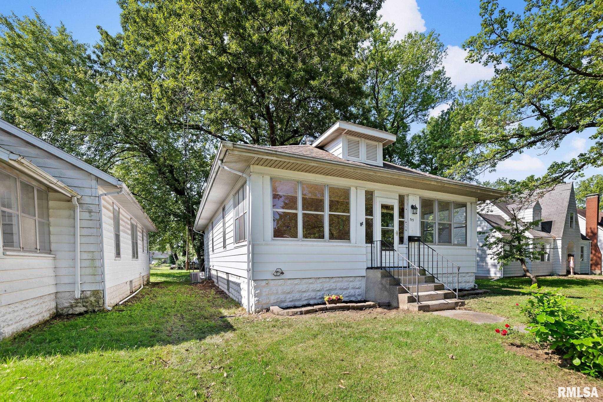 515 East Calumet Street Centralia, IL 62801 - Photo 2 of 37