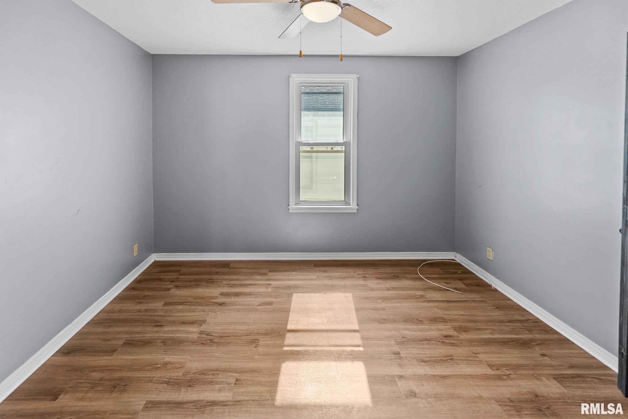 515 East Calumet Street Centralia, IL 62801 - Photo 24 of 37