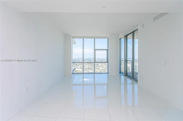 $8,999 | Park West, Miami, FL 33132