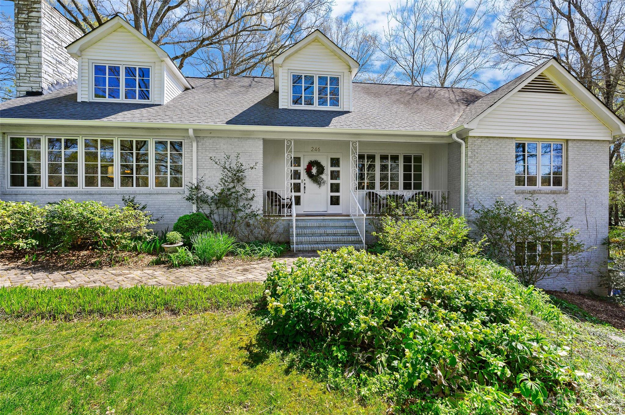 246 Shasta Lane Charlotte, NC 28211 - Photo 2 of 48 front view of a house with a yard