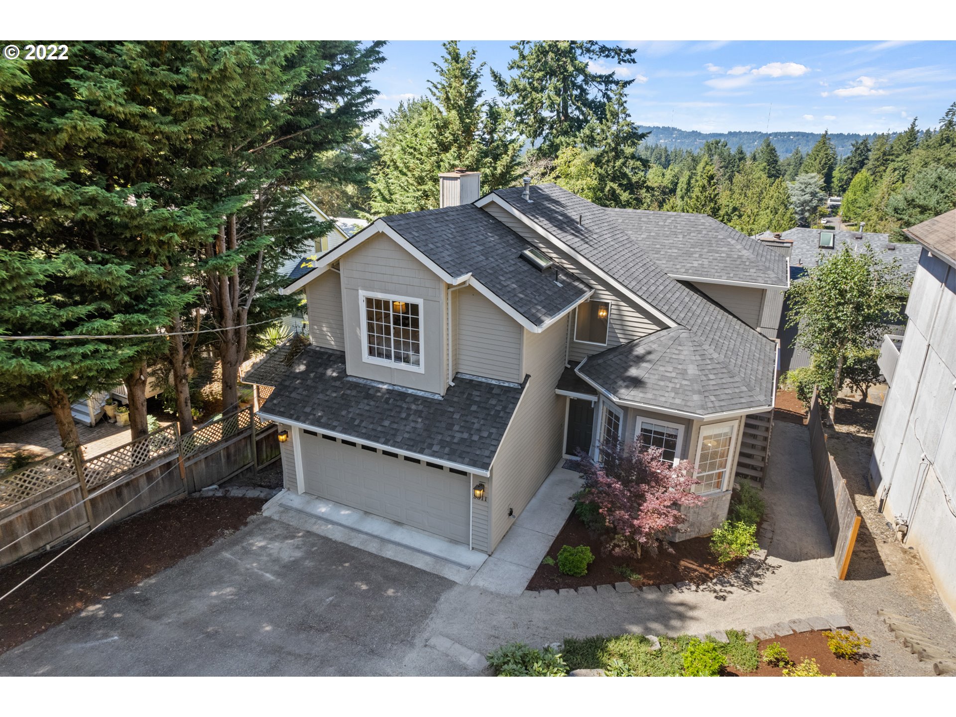5311 Southwest Brugger Street Portland, OR 97219 - Photo 1 of 31 Gallery Image 1
