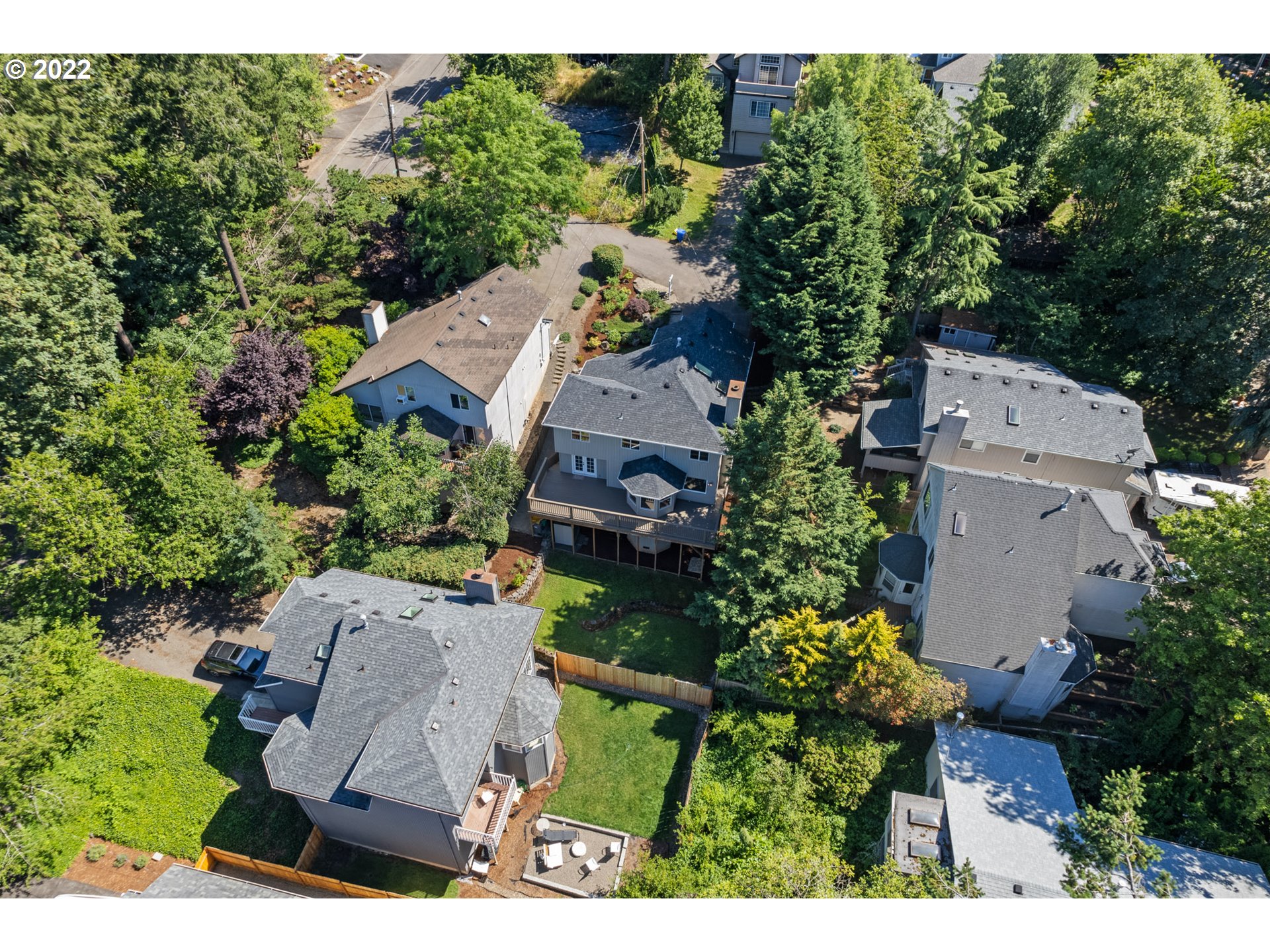 5311 Southwest Brugger Street Portland, OR 97219 - Photo 2 of 31 Gallery Image 2