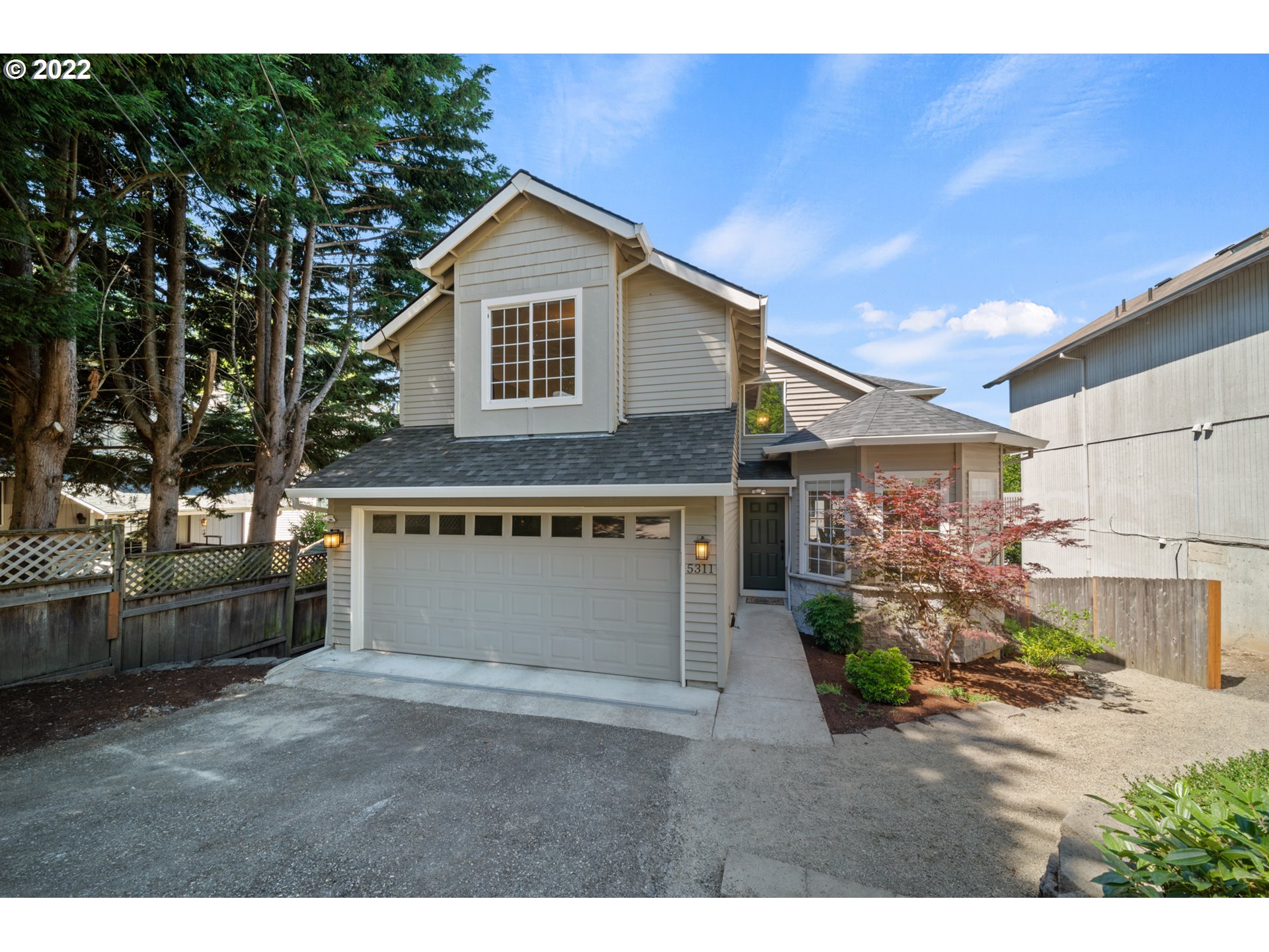 5311 Southwest Brugger Street Portland, OR 97219 - Photo 3 of 31 Gallery Image 3