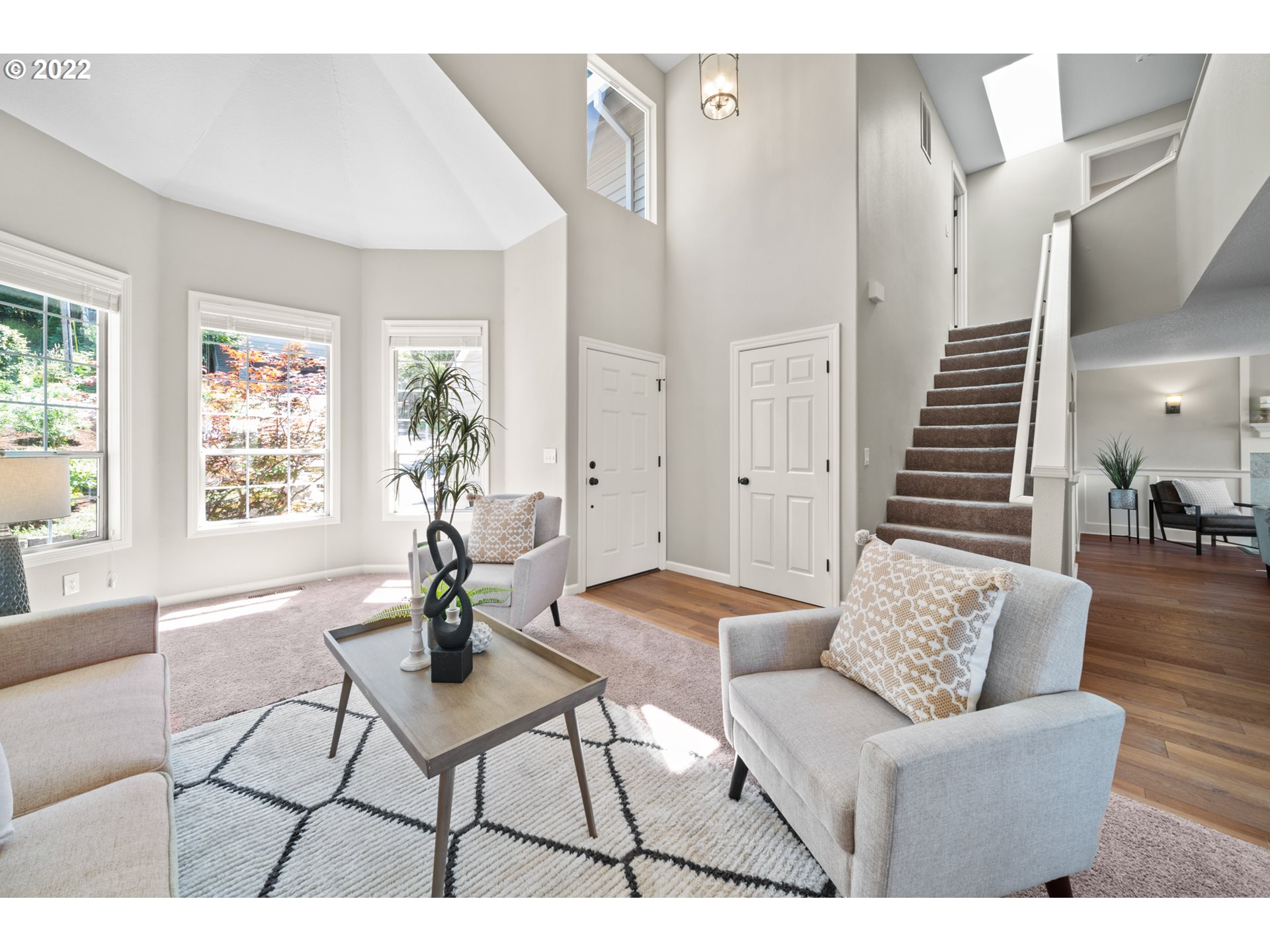5311 Southwest Brugger Street Portland, OR 97219 - Photo 6 of 31 Gallery Image 6