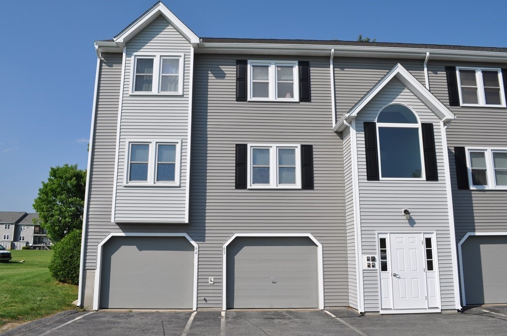 84 Tennis Plaza Road, Unit 64 Dracut, MA 01826 - Photo 1 of 14