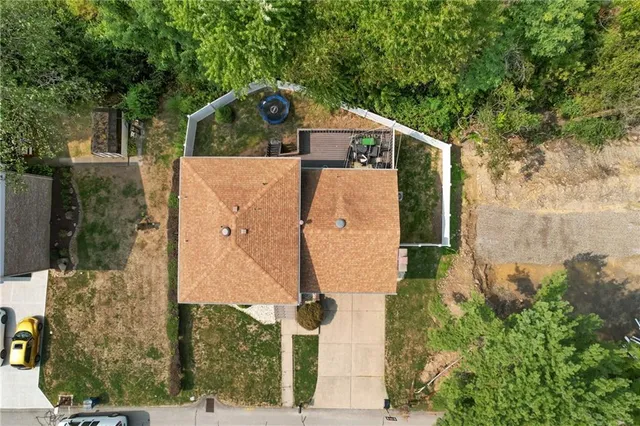 $338,500 | 115 Willow Village Drive, Pittsburgh, PA 15239