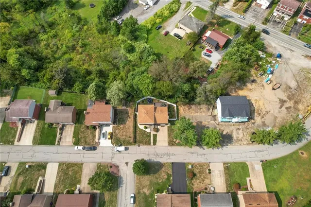 $338,500 | 115 Willow Village Drive, Pittsburgh, PA 15239