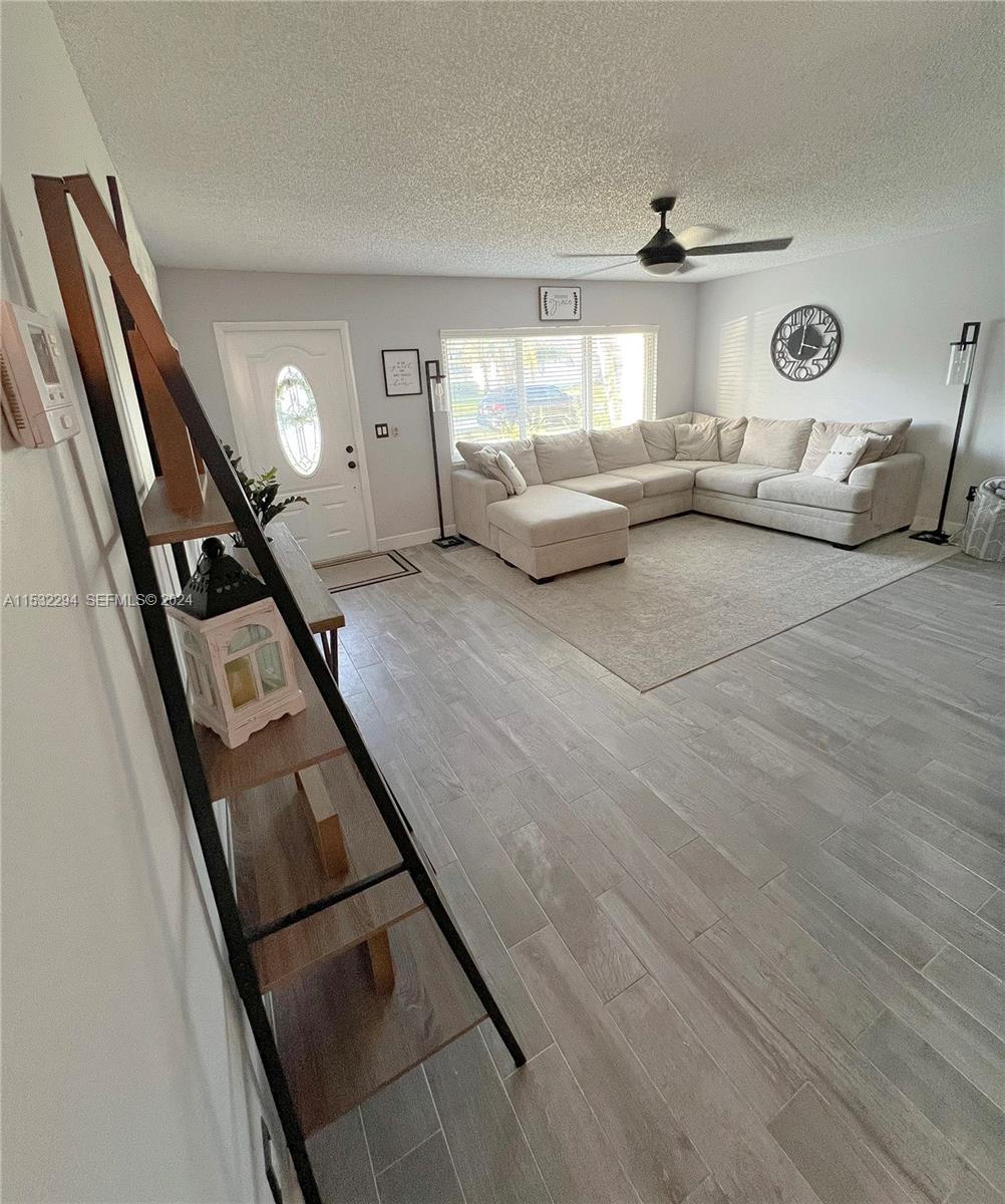 4941 Alfresco Street Boca Raton, FL 33428 - Photo 6 of 20 Gallery Image 6