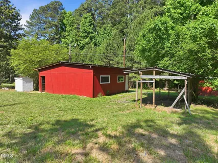 $250,000 | 2112 U Highway South, Hillsborough, NC 27278