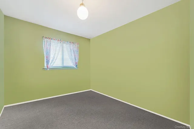 $649,999 | 244 Lakeside Trail, Ridge, NY 11961