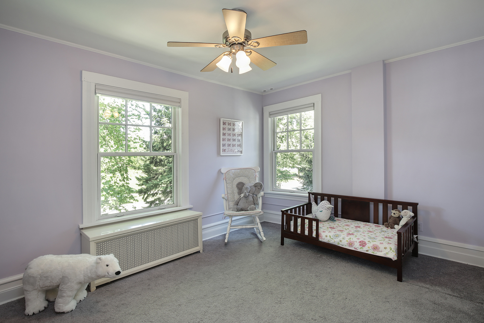 2607 Ridge Avenue Evanston, IL 60201 - Photo 12 of 22 a living room with furniture and a window