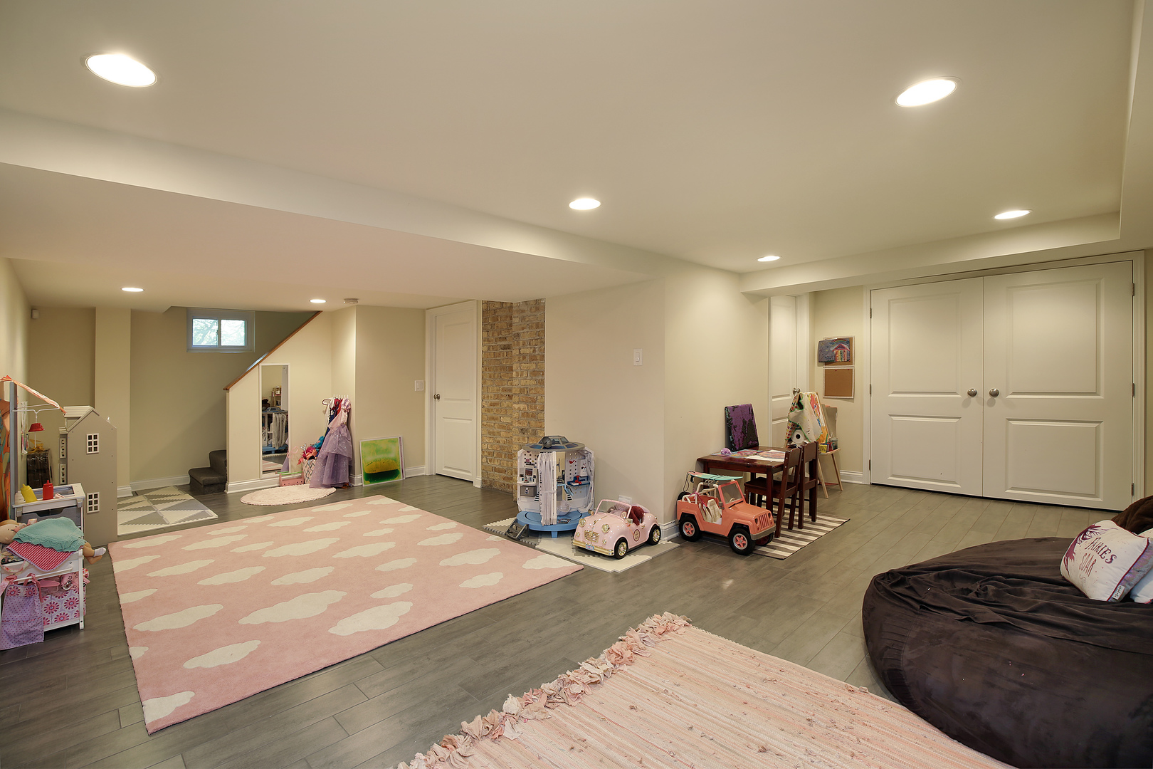 2607 Ridge Avenue Evanston, IL 60201 - Photo 16 of 22