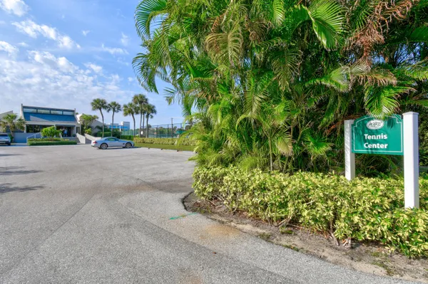 $4,000 | 1605 Highway 1, Unit 301V6, Jupiter, FL 33477