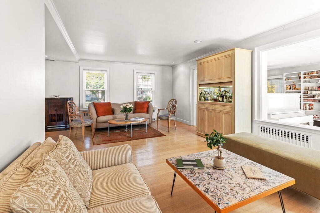 92 Chandler Road Medford, MA 02155 - Photo 8 of 42 Gallery Image 8