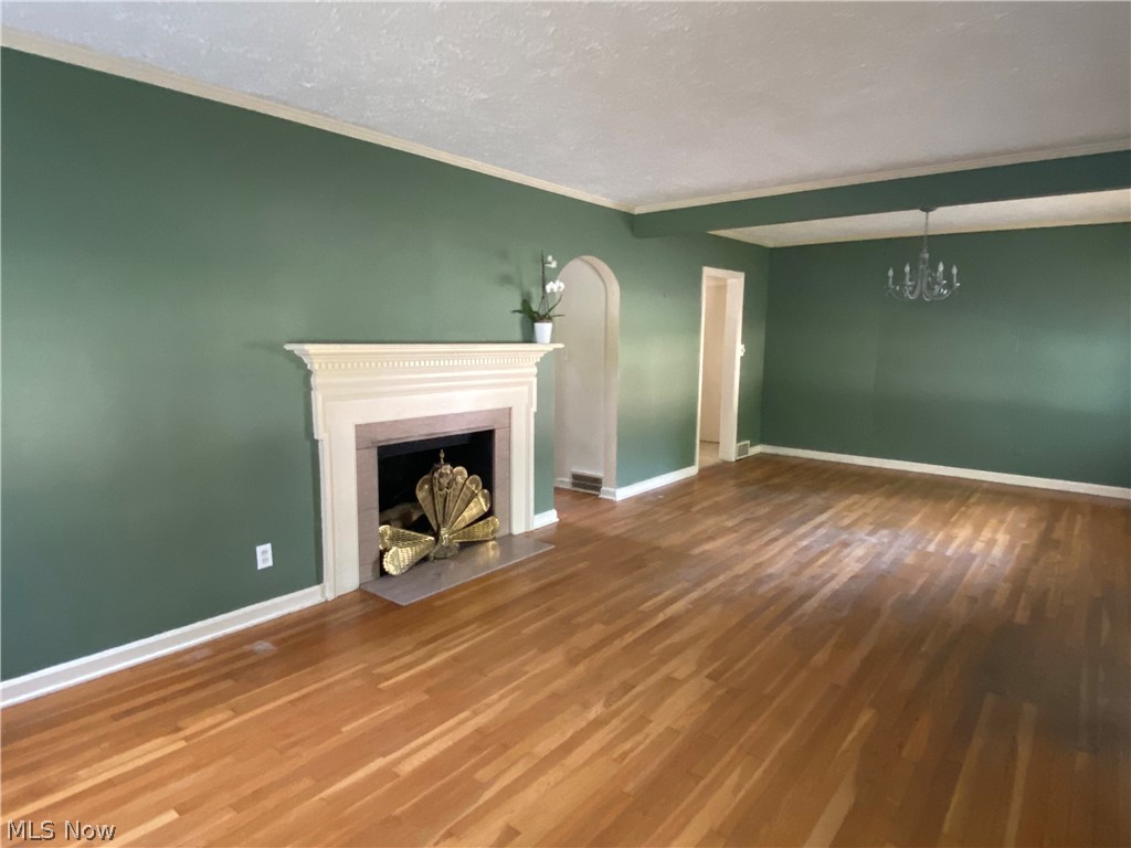 1519 Laclede Road South Euclid, OH 44121 - Photo 3 of 32