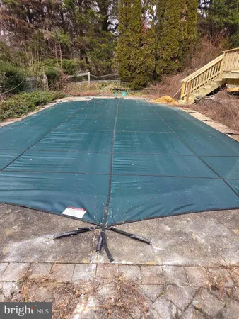 a view of a street view