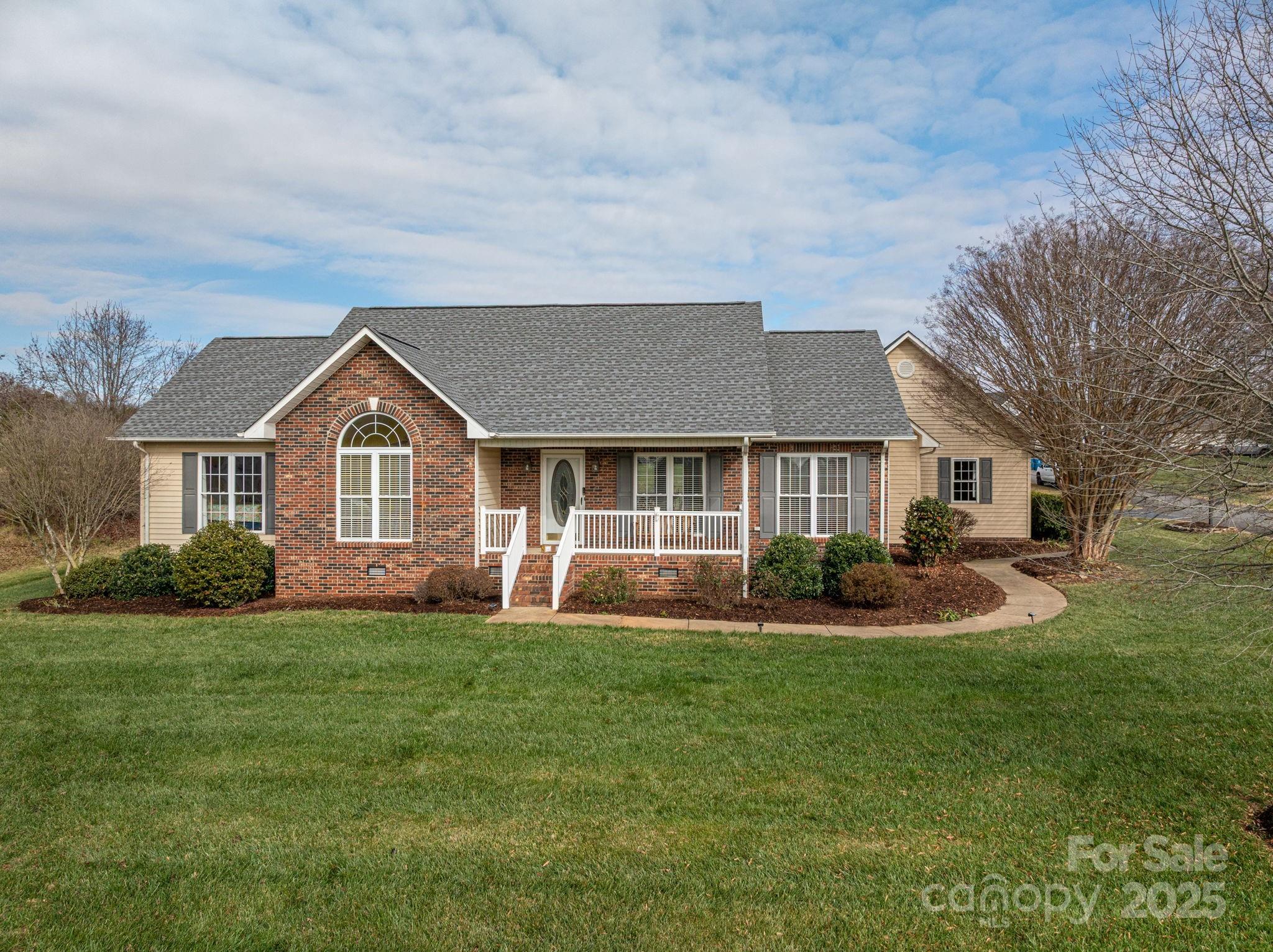 1611 Emmaus Walk Conover, NC 28613 - Photo 5 of 37
