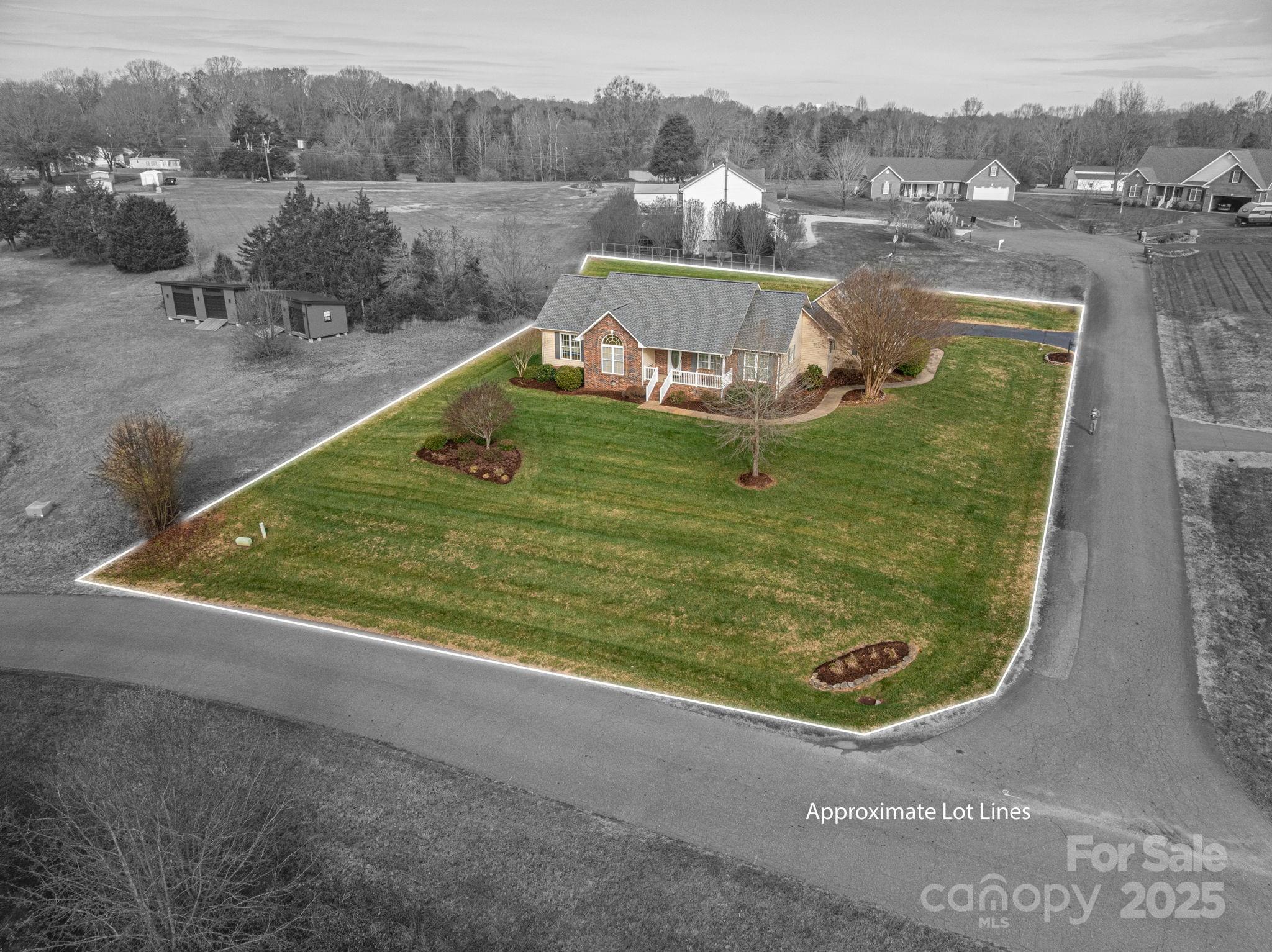 1611 Emmaus Walk Conover, NC 28613 - Photo 7 of 37