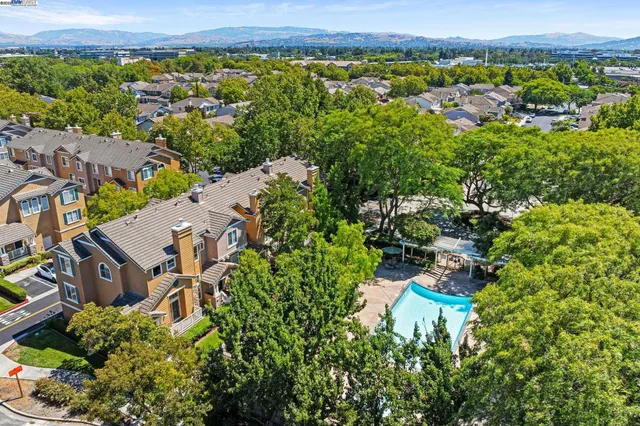 $1,099,000 | 4630 Central Parkway, Dublin, CA 94568