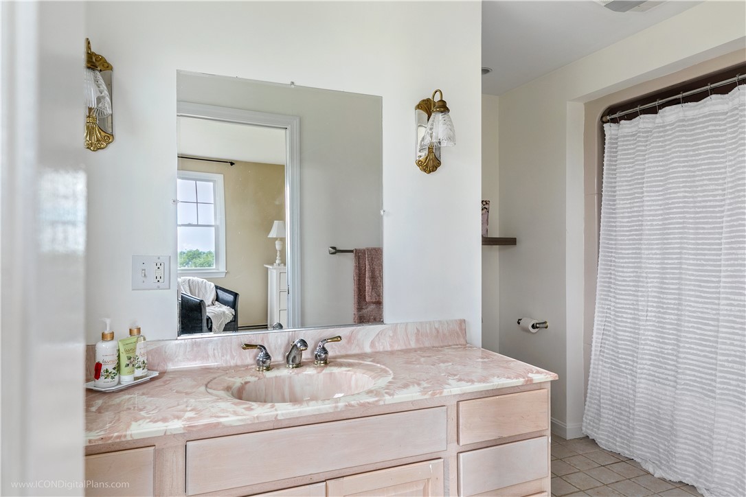 85 Lepes Road Portsmouth, RI 02871 - Photo 32 of 50 The primary bath has a tub and shower unit.