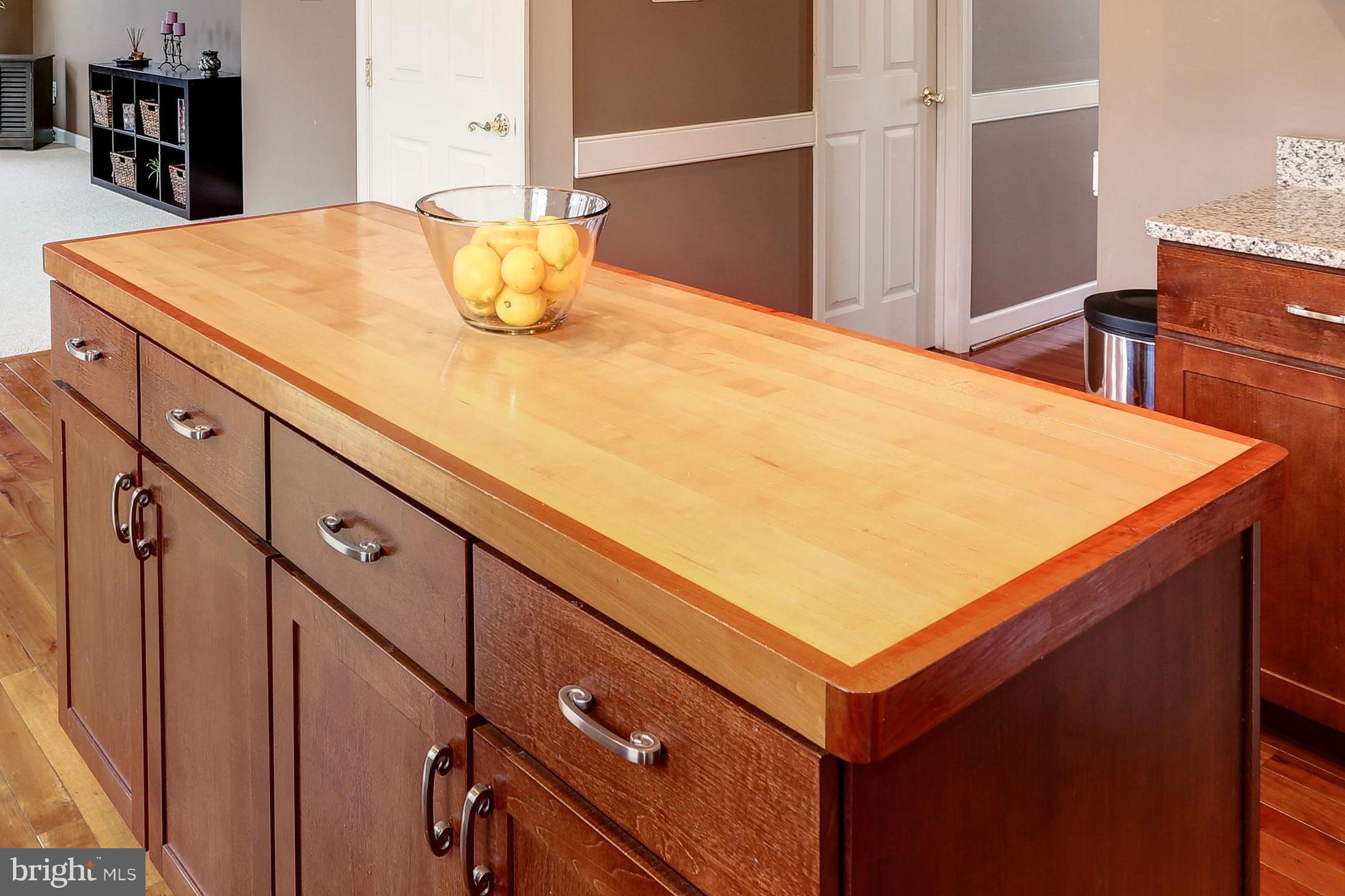 2606 New Design Road Adamstown, MD 21710 - Photo 14 of 25 Butcher block island