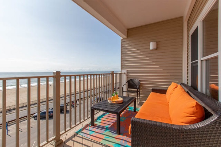 339 Ocean Boulevard, Unit 403 Hampton, NH 03842 - Photo 10 of 33
